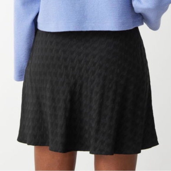 & Other Stories Houndstooth Textured Jacquard Flare Mini Skirt Black Size 4 - Picture 3 of 16
